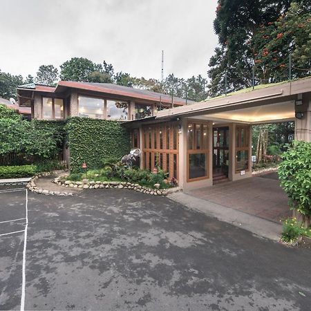 Отель Club Mahindra Теккади Экстерьер фото